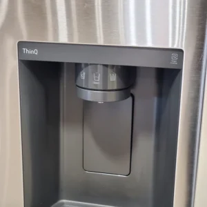 LG 26 cu. ft. Smart InstaView® Counter-Depth MAX™ French Door Refrigerator 17SD118 - LRFOC2606S - Scratch & Dent (Minor) - Image 6