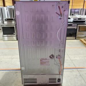 LG 26 cu. ft. Counter-Depth French Door Refrigerator in Stainless Steel with Mirror InstaView™ 3SD917 - LRYKC2606S - Scratch & Dent (Minor) - Image 5