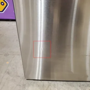 Frigidaire 27.8 cu. ft. 3 Door French Door Refrigerator with Exterior Water and Ice Dispenser 3SD436 - FRFS2823AS - Scratch & Dent (Minor) - Image 4