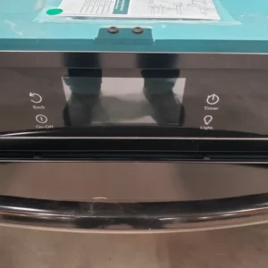 Frigidaire Gallery Black 24" Single Electric Wall Oven with Air Fry, Quick Preheat and Steam Bake GCWS2438AB - Scratch & Dent - Minor - Image 4