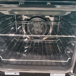 Frigidaire Gallery Black 24" Single Electric Wall Oven with Air Fry, Quick Preheat and Steam Bake GCWS2438AB - Scratch & Dent - Minor - Image 3