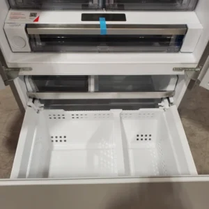 Frigidaire Professional 28 Cu. Ft. Standard-Depth French Door Refrigerator in Stainless Steel 3SD657 - PRFS2883AF - Scratch & Dent (Minor) - Image 7