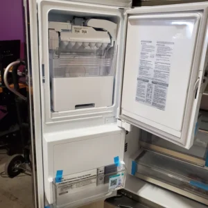 LG 26 cu. ft. Counter-Depth French Door Refrigerator in Stainless Steel with Mirror InstaView™ 3SD917 - LRYKC2606S - Scratch & Dent (Minor) - Image 10