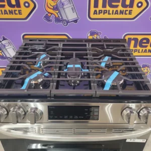 LG 5.8 cu. ft. Gas Single OvenSlide-in Range, EasyClean® plus Self Clean, ThinQ™ in Printproof™ StainlessSteel 3SD696 - LSGL5831F - Open Box - Image 3