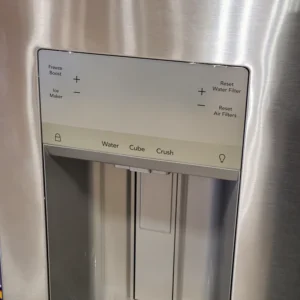 Frigidaire 27.8 cu. ft. 3 Door French Door Refrigerator with Exterior Water and Ice Dispenser 3SD436 - FRFS2823AS - Scratch & Dent (Minor) - Image 9