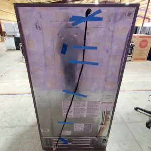 Frigidaire 27.8 cu. ft. 3 Door French Door Refrigerator with Exterior Water and Ice Dispenser 3SD436 - FRFS2823AS - Scratch & Dent (Minor) - Image 7